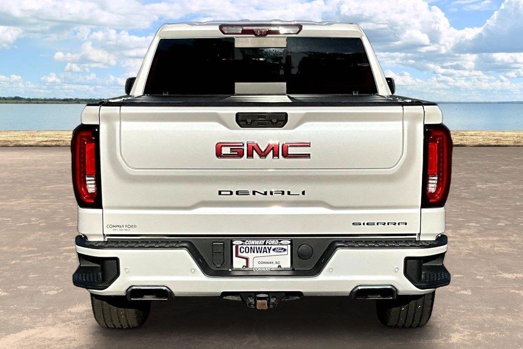 GMC Sierra 1500 4WD Crew Cab 147" Denali 2023