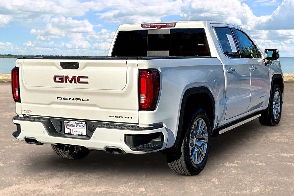 GMC Sierra 1500 4WD Crew Cab 147" Denali 2023