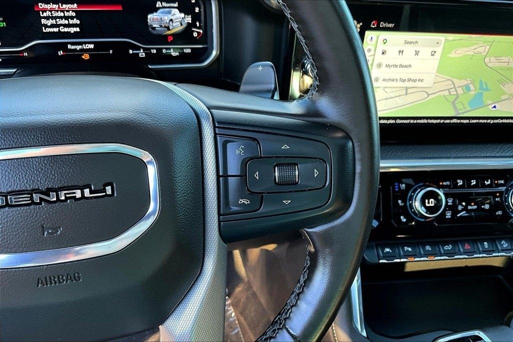 GMC Sierra 1500 4WD Crew Cab 147" Denali 2023