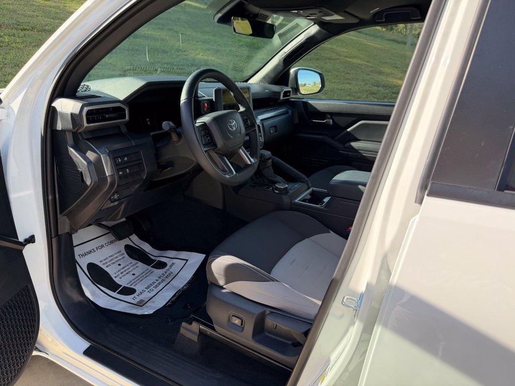 Toyota Tacoma 4WD TRD Off Road Double Cab 5' Bed AT (Natl) 2026