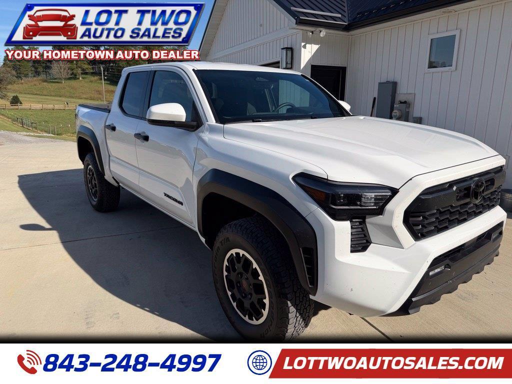 2026 Toyota Tacoma 4WD SR5 Double Cab 5' Bed AT (Natl)