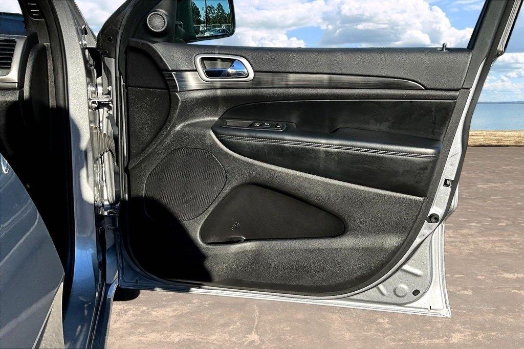 Jeep Grand Cherokee Altitude 4x4 2019