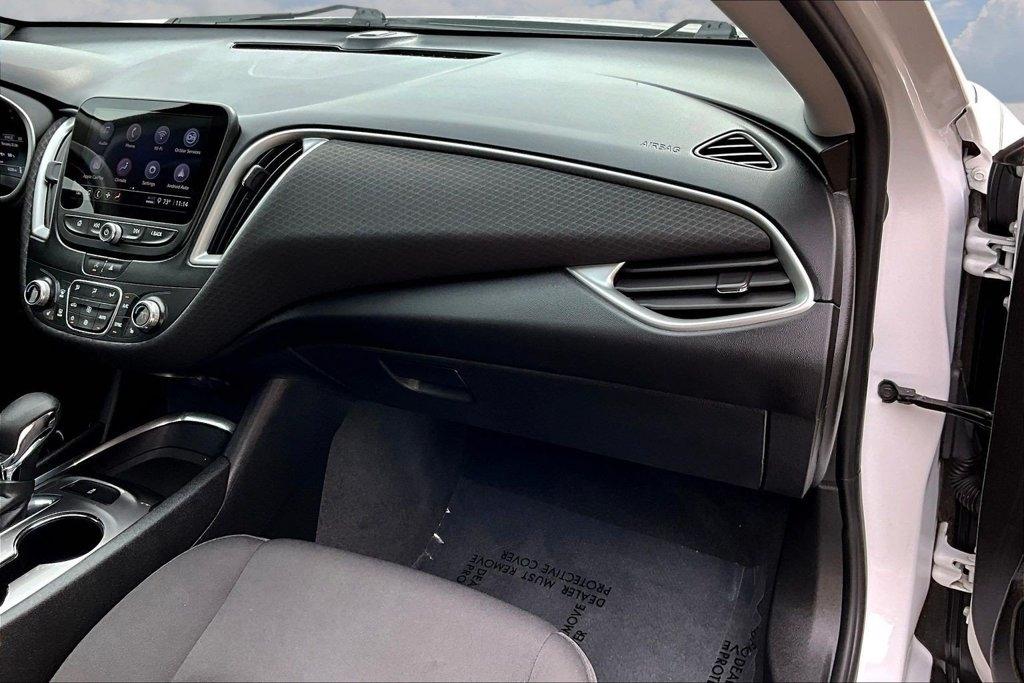 Chevrolet Malibu 4dr Sdn LT 2022