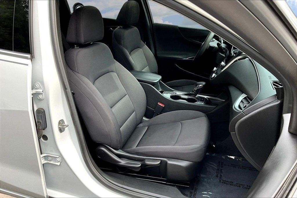 Chevrolet Malibu 4dr Sdn LT 2022