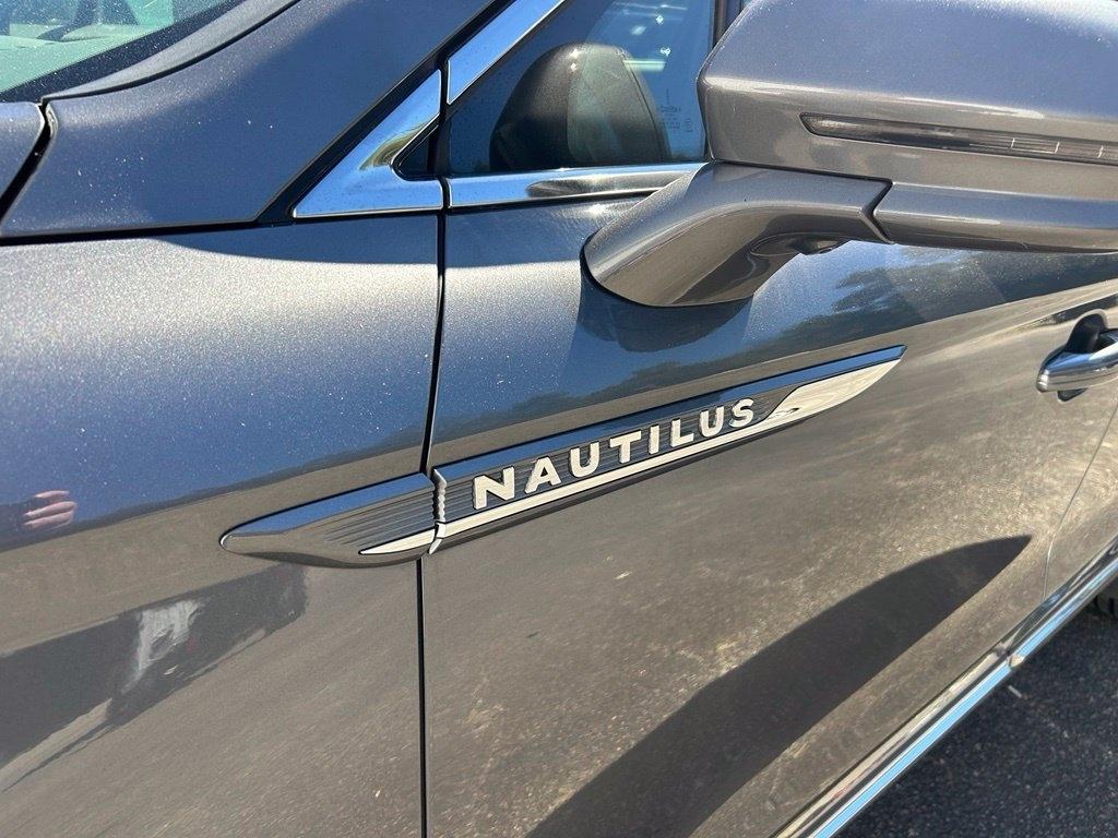 Lincoln Nautilus Reserve FWD 2021