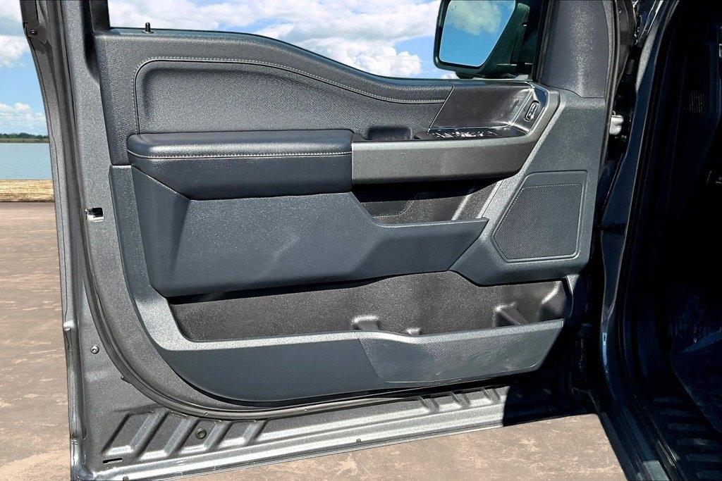 Ford F-150 King Ranch 4WD SuperCrew 5.5' Box 2023