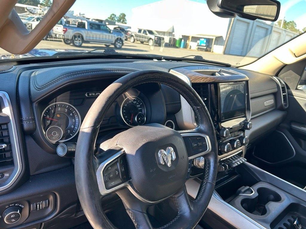 RAM 1500 Laramie 4x4 Crew Cab 5'7" Box 2019