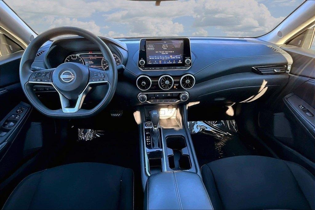 Nissan Sentra SV CVT 2025
