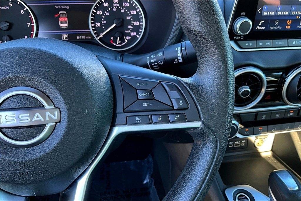 Nissan Sentra SV CVT 2025