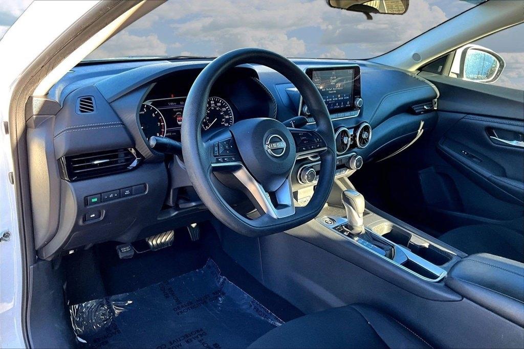 Nissan Sentra SV CVT 2025