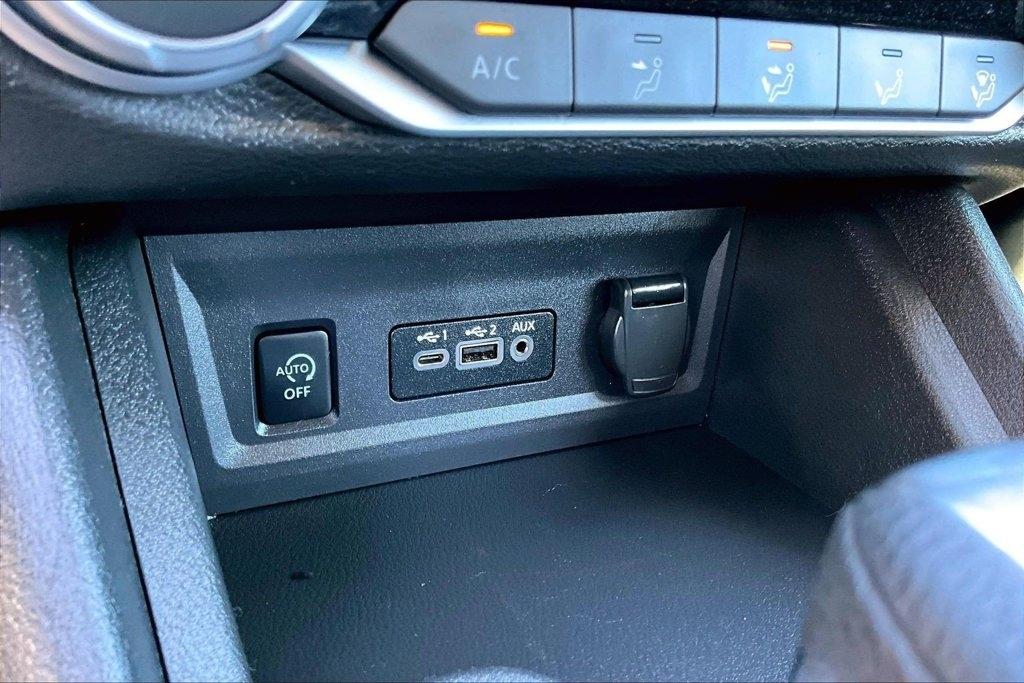 Nissan Sentra SV CVT 2025