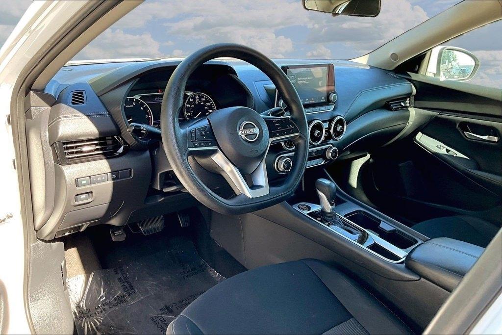 Nissan Sentra SV CVT 2025