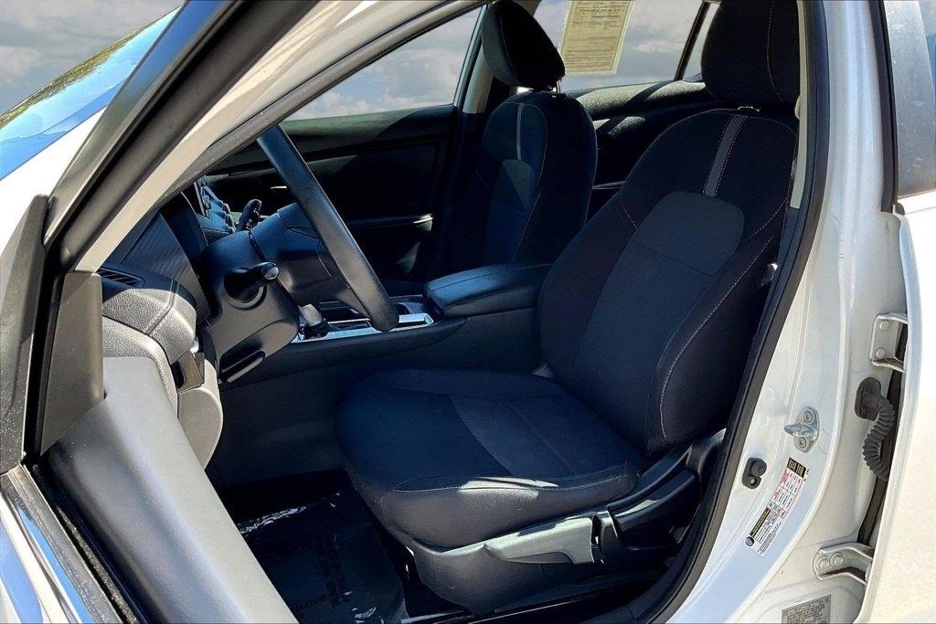 Nissan Sentra SV CVT 2025