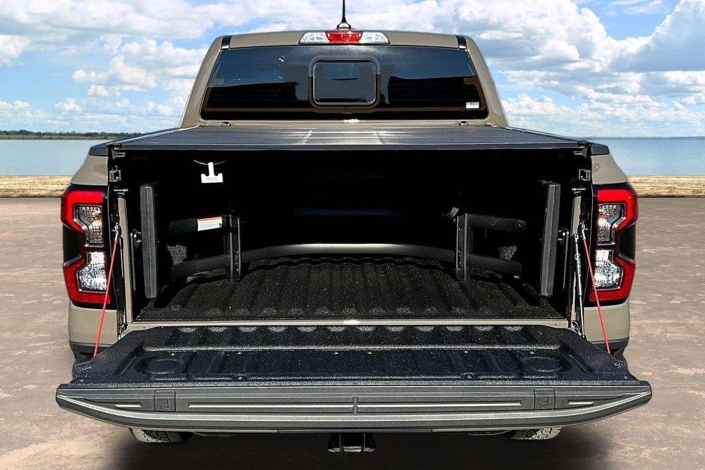 Ford Ranger XLT 4WD SuperCrew 5' Box 2025