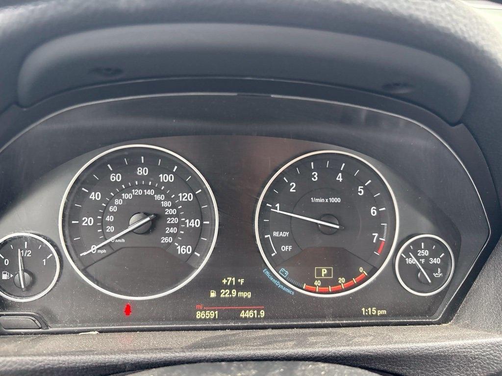 BMW 3 Series 4dr Sdn 328i xDrive AWD SULEV 2015