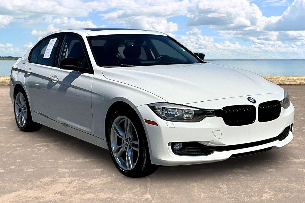 BMW 3 Series 4dr Sdn 328i xDrive AWD SULEV 2015