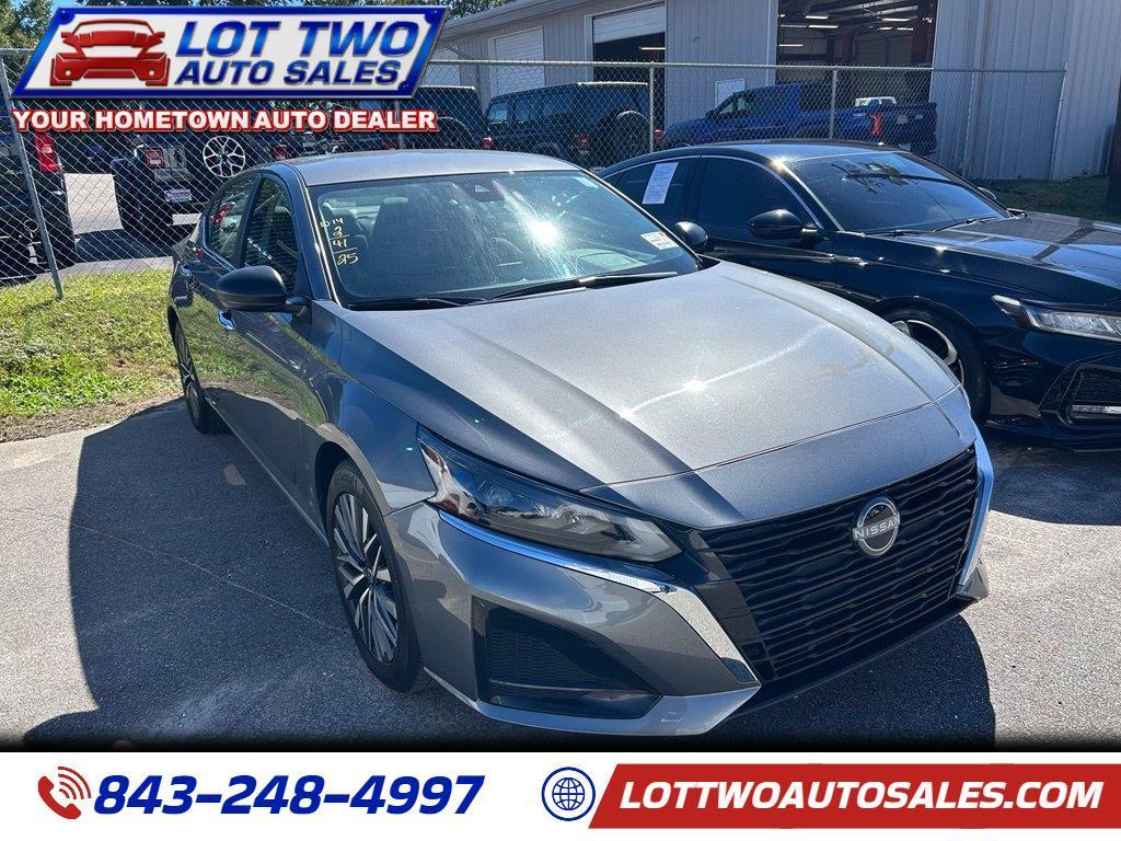 2025 Nissan Altima SV FWD