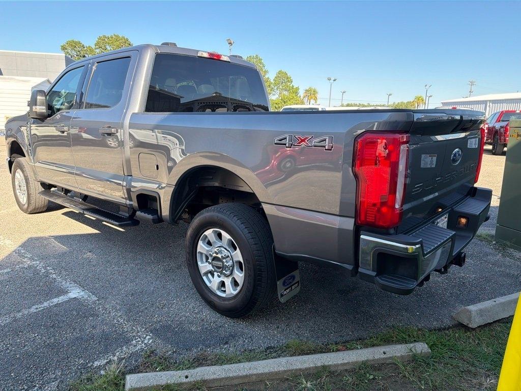 Ford Super Duty F-250 SRW King Ranch 4WD Crew Cab 8' Box 2024