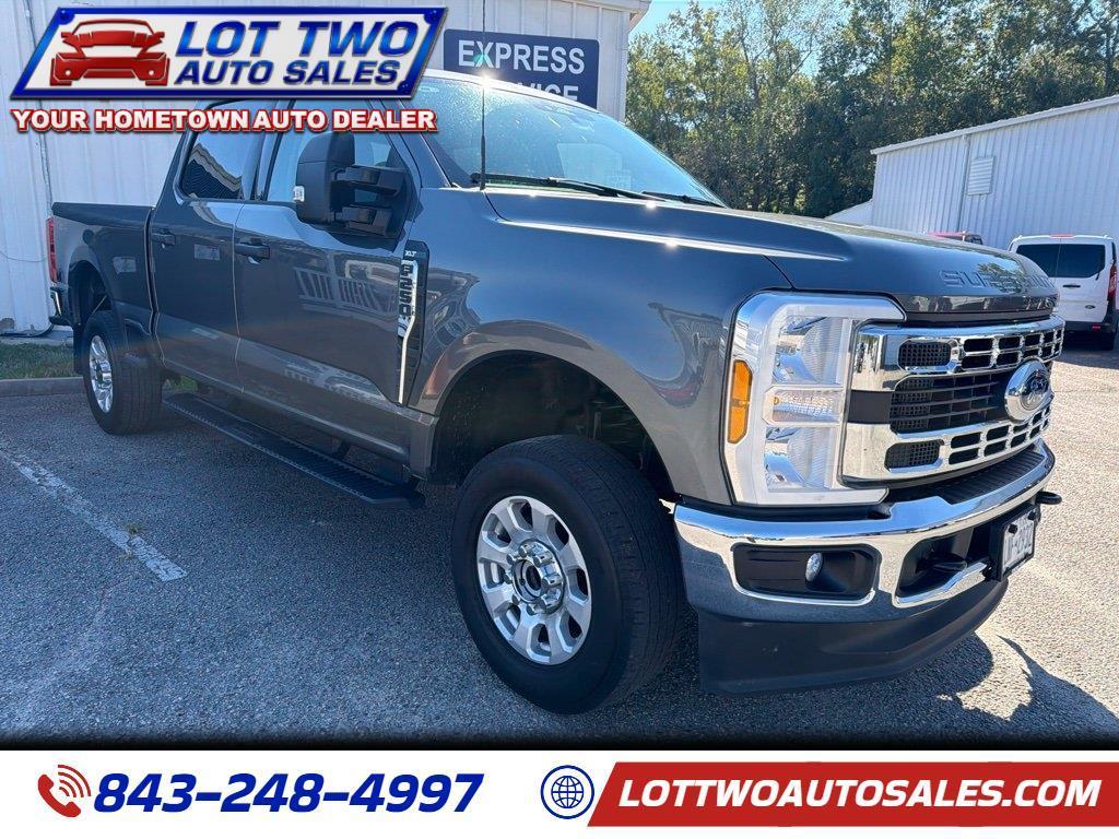Ford Super Duty F-250 SRW King Ranch 4WD Crew Cab 8' Box 2024