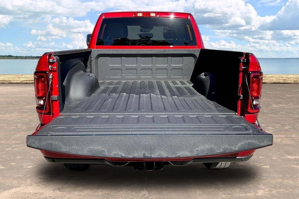 RAM 2500 Big Horn 4x4 Crew Cab 6'4" Box 2026