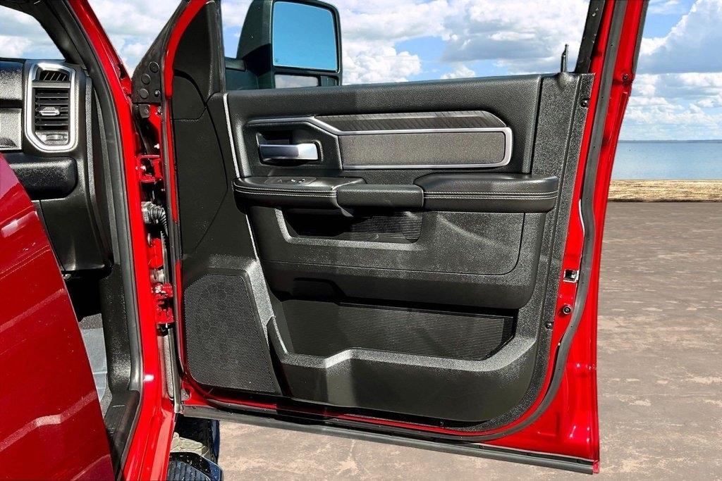 RAM 2500 Big Horn 4x4 Crew Cab 6'4" Box 2026
