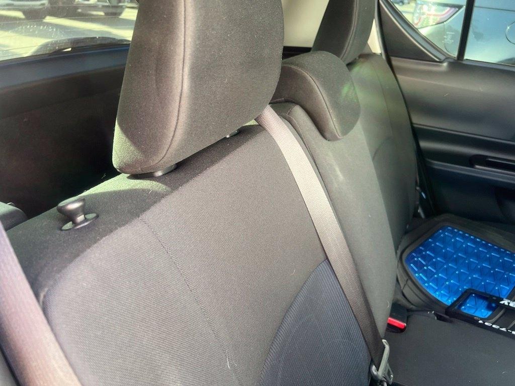 Toyota Prius c 5dr HB Three (Natl) 2015