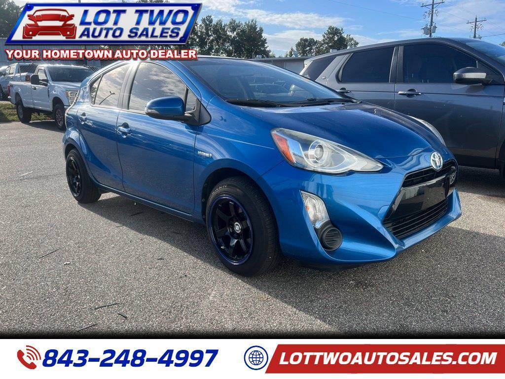 Toyota Prius c 5dr HB Three (Natl) 2015