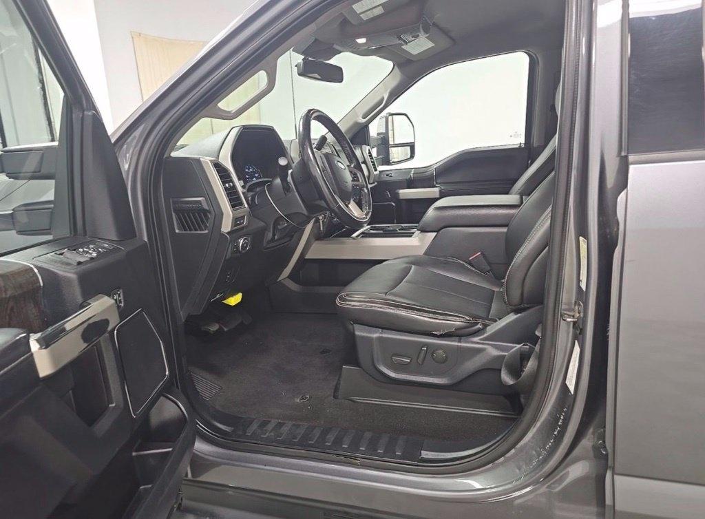 Ford Super Duty F-250 SRW King Ranch 4WD Crew Cab 8' Box 2021