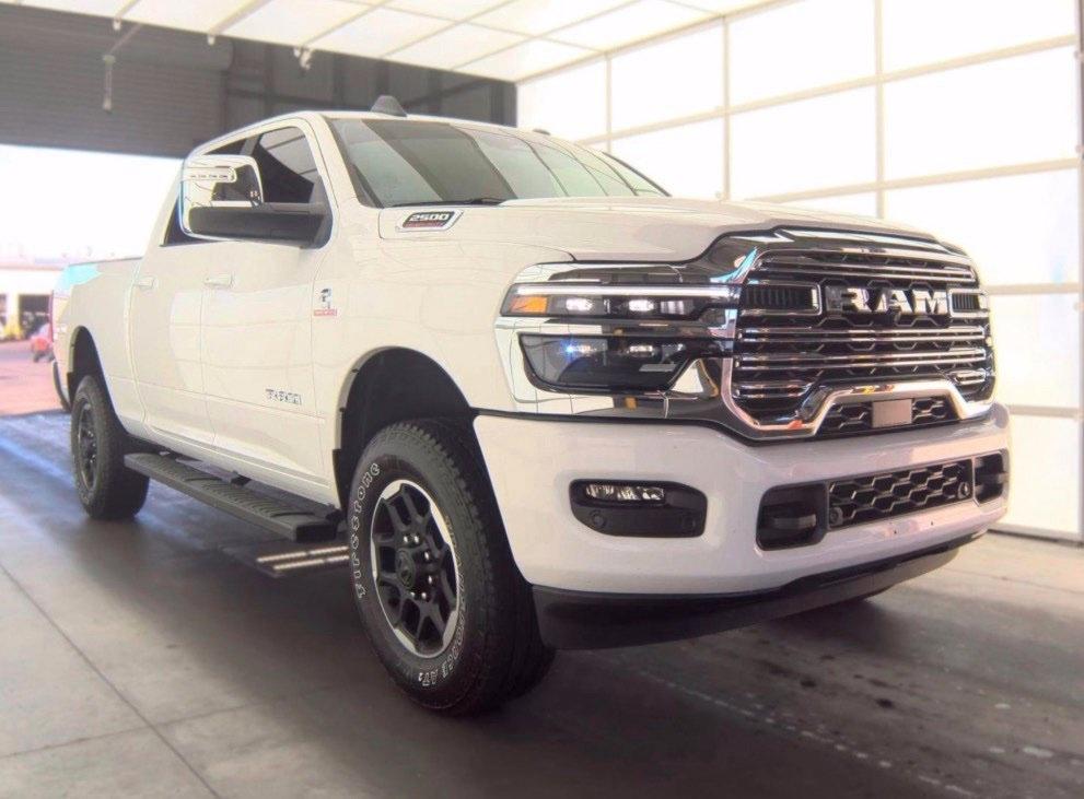 RAM 2500 Laramie 4x4 Crew Cab 6'4" Box 2026