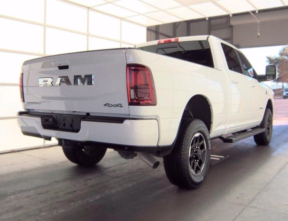 RAM 2500 Laramie 4x4 Crew Cab 6'4" Box 2026