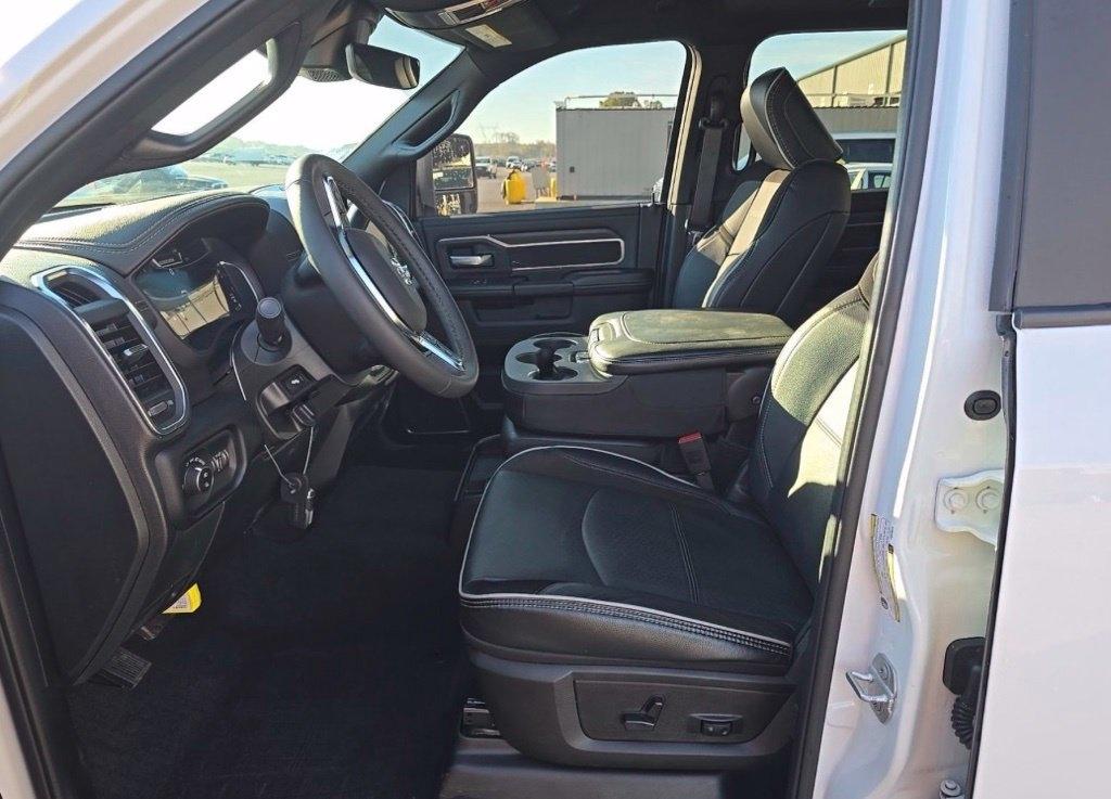 RAM 2500 Laramie 4x4 Crew Cab 6'4" Box 2026