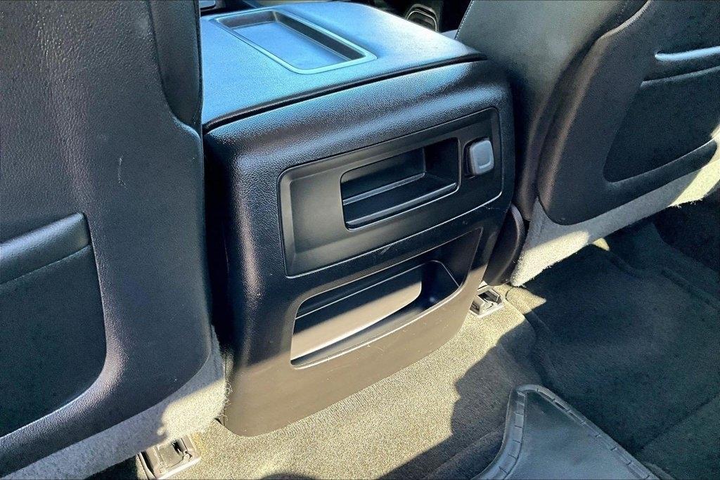 GMC Sierra 1500 4WD Crew Cab 143.5" SLE 2014