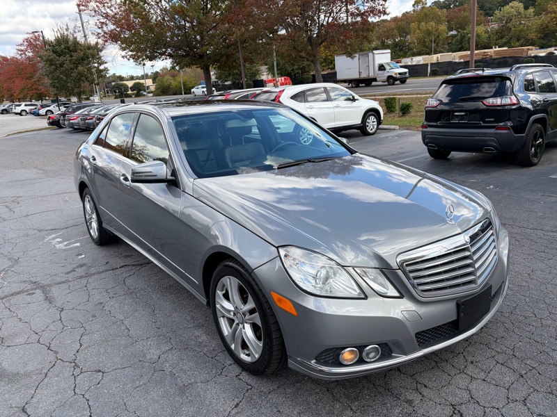 Mercedes-Benz E-Class E350 Sedan 4MATIC 2011 Mercedes-Benz E-Class E350 Sedan 4MATIC 2011