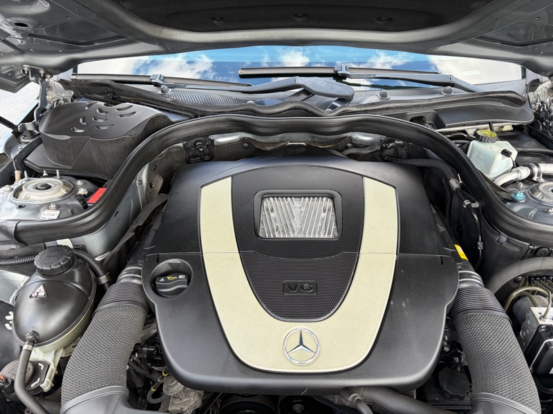 Mercedes-Benz E-Class E350 Sedan 4MATIC 2011 Mercedes-Benz E-Class E350 Sedan 4MATIC 2011