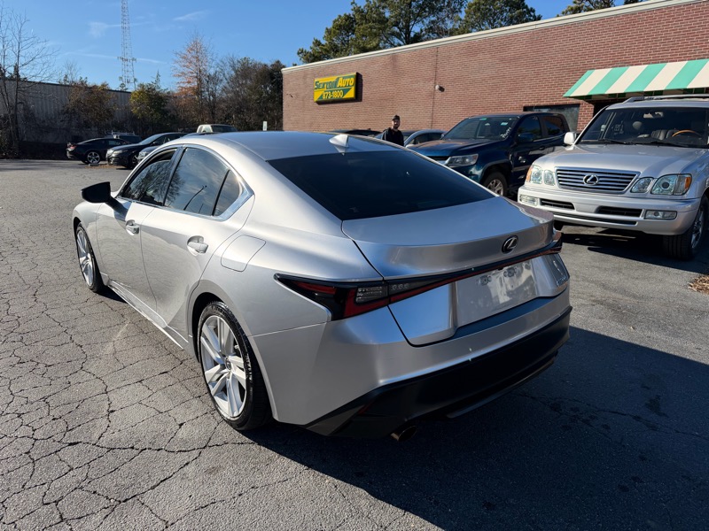 Lexus IS 300 RWD 2021