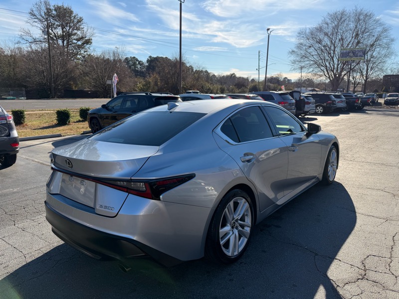 Lexus IS 300 RWD 2021