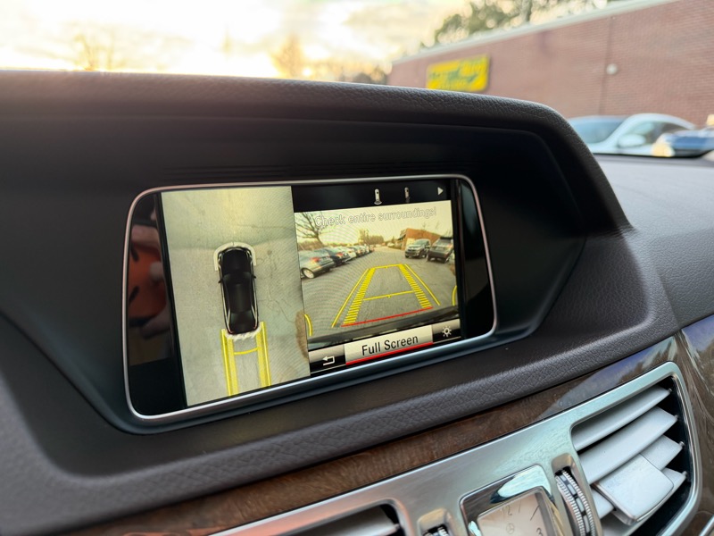 Mercedes-Benz E-Class E350 Luxury Sedan 2015