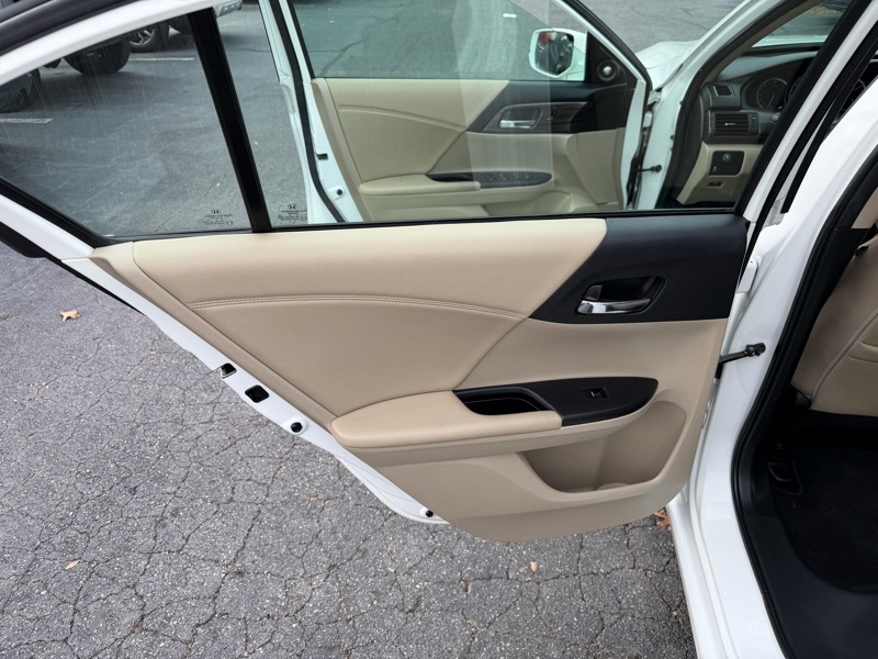 Honda Accord EX-L Sedan V6 6-Spd AT 2016