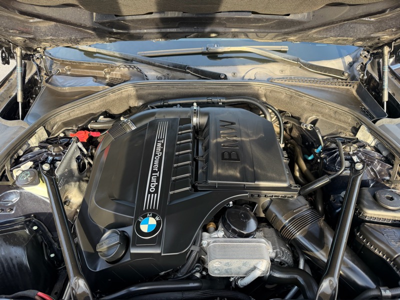 BMW 5-Series 535i xDrive 2015