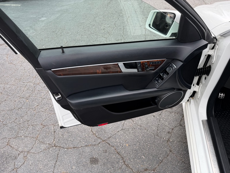 Mercedes-Benz C-Class C300 4MATIC Sport Sedan 2013