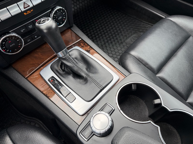 Mercedes-Benz C-Class C300 4MATIC Sport Sedan 2013