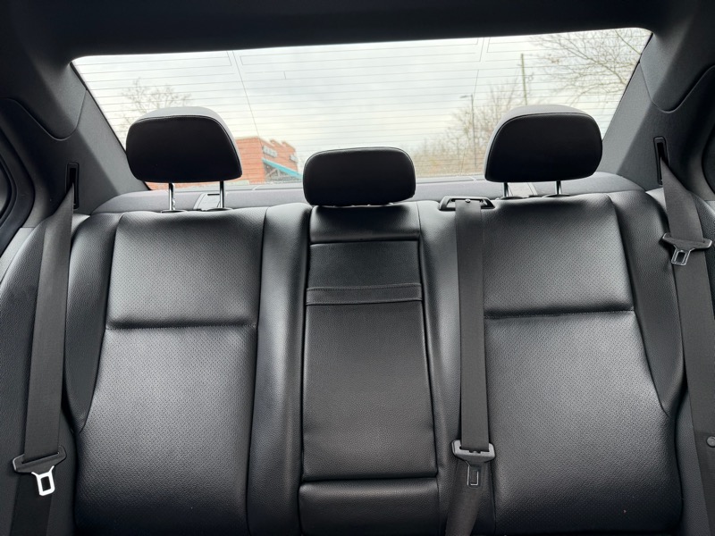 Mercedes-Benz C-Class C300 4MATIC Sport Sedan 2013