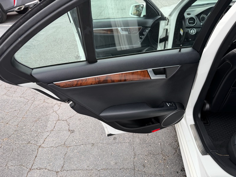 Mercedes-Benz C-Class C300 4MATIC Sport Sedan 2013