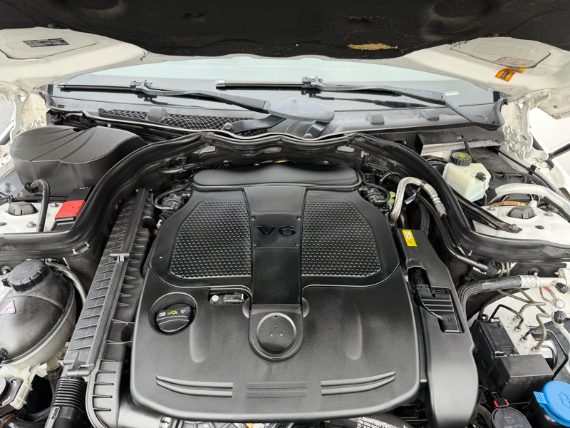 Mercedes-Benz C-Class C300 4MATIC Sport Sedan 2013