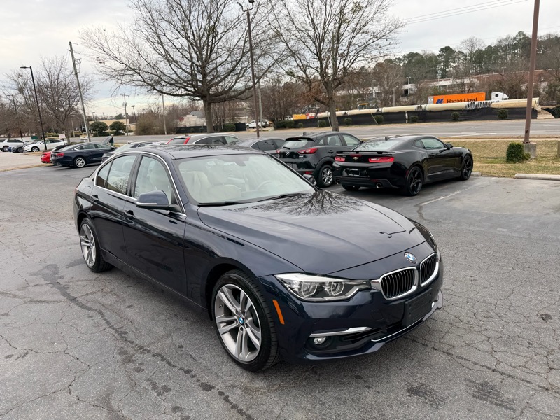 BMW 3-Series 330i xDrive SULEV Sedan 2017