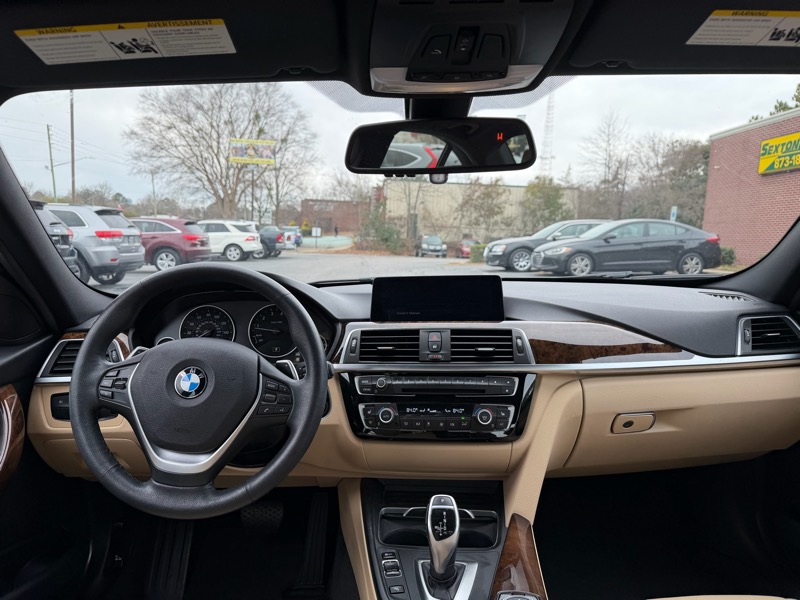 BMW 3-Series 330i xDrive SULEV Sedan 2017