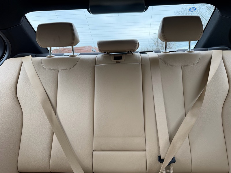 BMW 3-Series 330i xDrive SULEV Sedan 2017