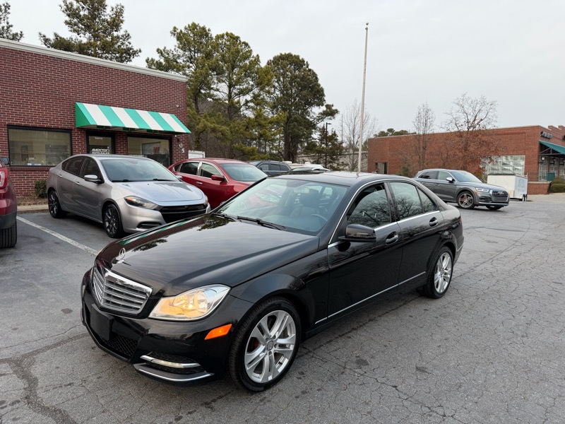 Mercedes-Benz C-Class C300 4MATIC Sport Sedan 2013