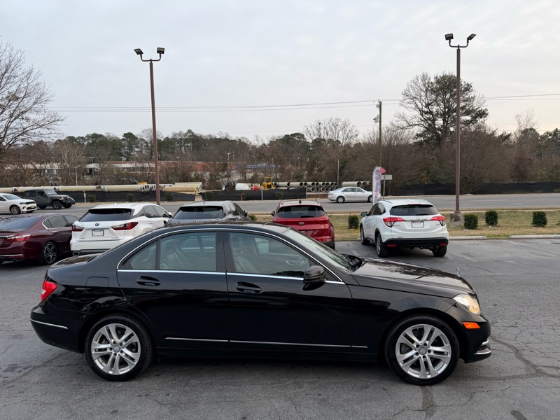 Mercedes-Benz C-Class C300 4MATIC Sport Sedan 2013