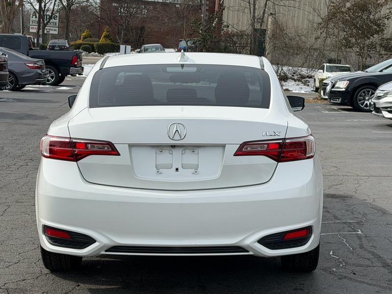 Acura ILX 8-Spd AT w/ Premium Package 2016